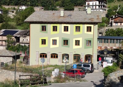 Adeguamento sismico ed energetico dell’edificio adibito a scuola primaria nel Comune di Gignod.